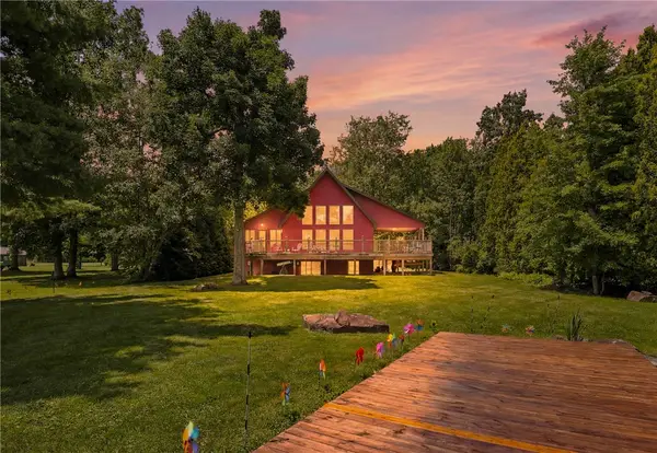 900 Lake Shore Road, Lake Stonycreek, PA 15541