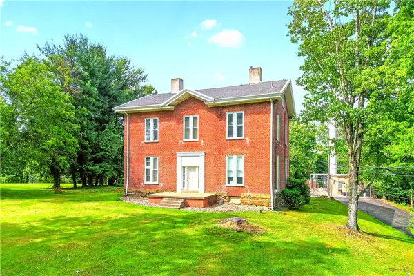 210 Tollgate Hill Rd, Greensburg, PA 15601