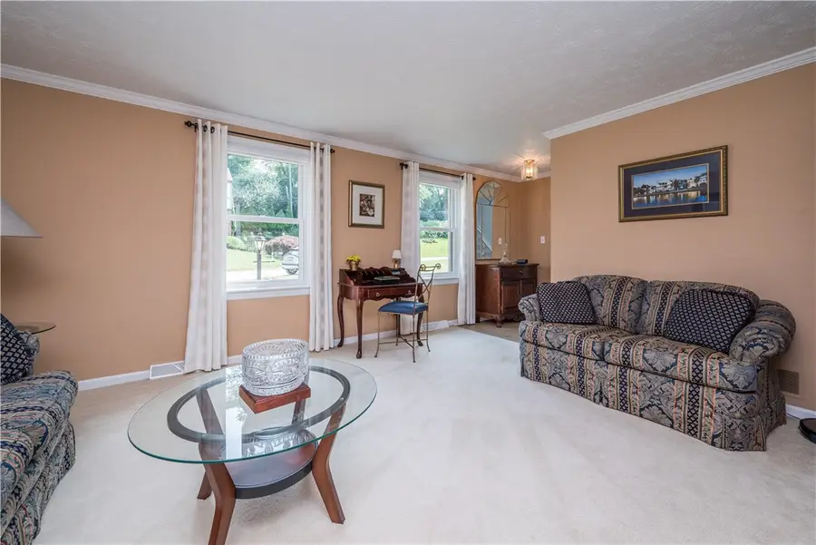 5 Windsor Ct, Pittsburgh, PA 15220 - #3