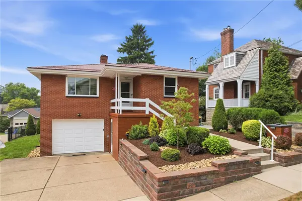 111 Marlin Drive East, Pittsburgh, PA 15216