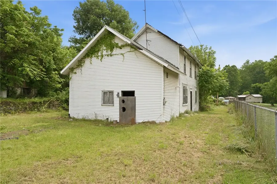 110 Main St, Smock, PA 15480 - #2