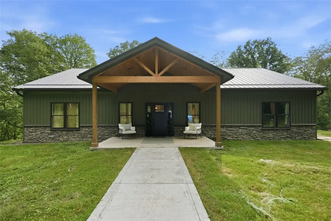 521 Creek Rd, Bulger, PA 15019 - #1