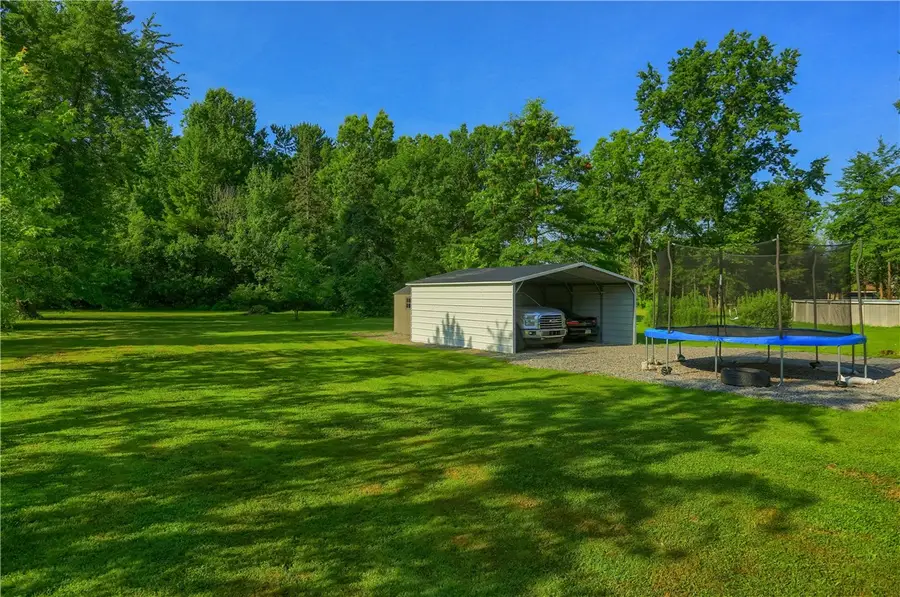 4129 Mitchell Rd, New Castle, PA 16105 - #3