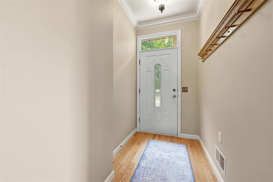 844 Village Dr, Pittsburgh, PA 15237 - #3