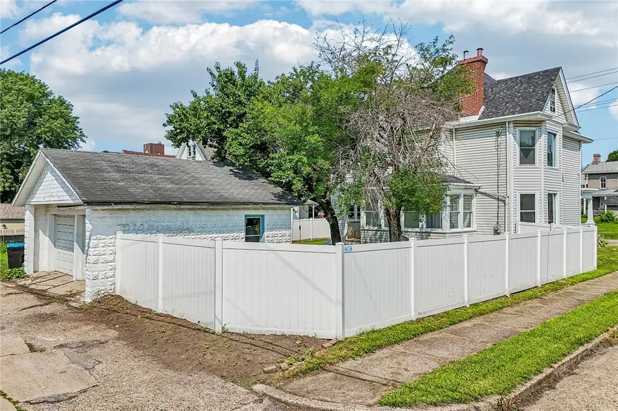 544 E 2nd Ave, Tarentum, PA 15084 - #3