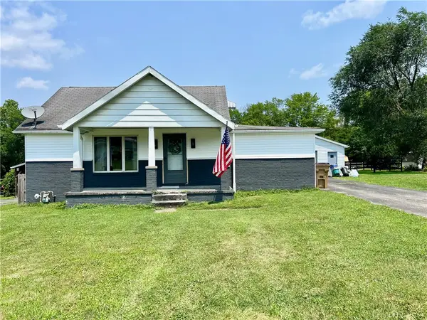 1752 S Eighty Eight Rd, Greensboro, PA 15338