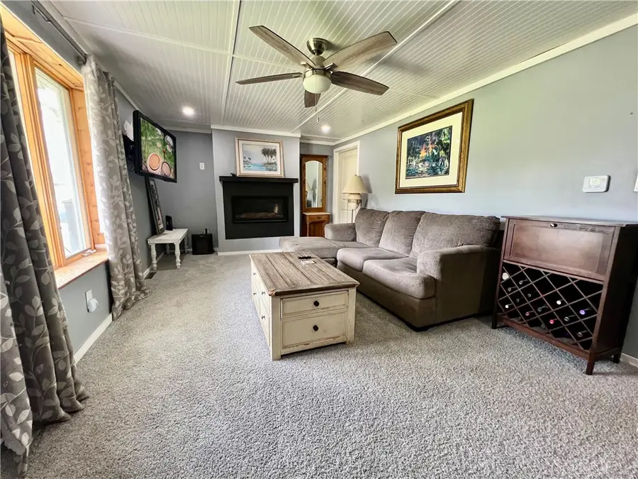 1752 S Eighty Eight Rd, Greensboro, PA 15338 - #3