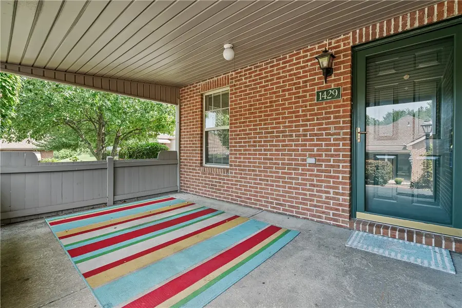 1429 Greenbriar Court, South Park, PA 15129 - #3