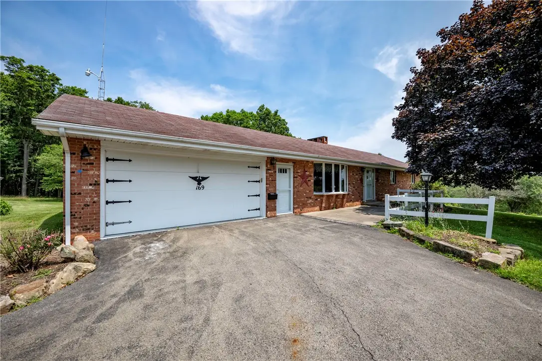 169 Ridge Dr, Karns City, PA 16041 - #1