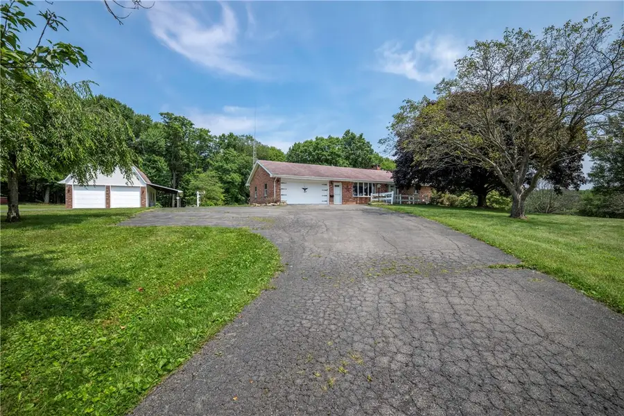 169 Ridge Dr, Karns City, PA 16041 - #2