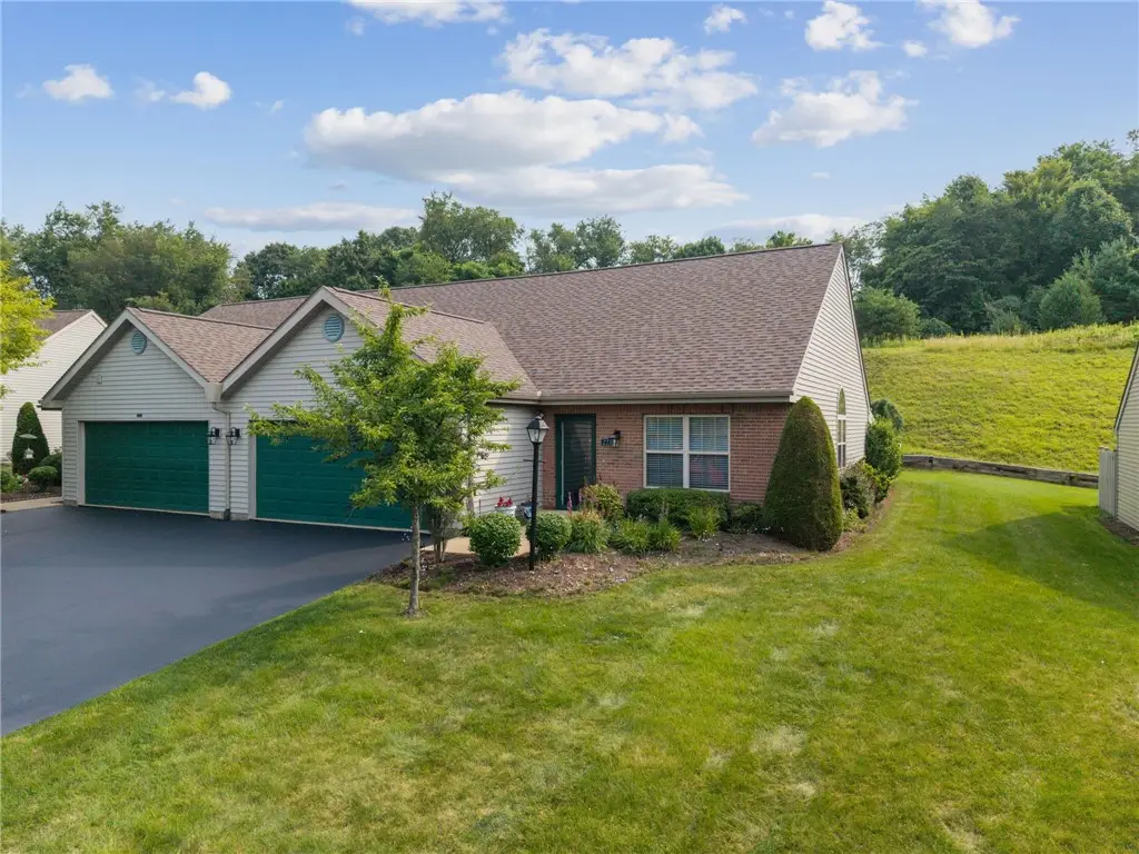 227 Saddlebrook Dr, Indiana, PA 15701 - #1