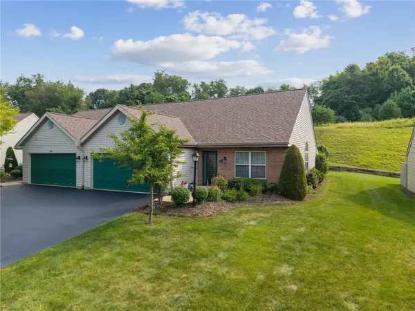 227 Saddlebrook Dr, Indiana, PA 15701
