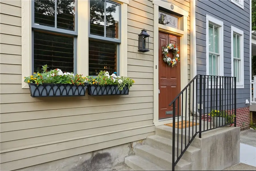1534 Monterey St, Pittsburgh, PA 15212 - #2
