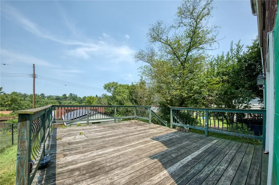 548 Lincoln Ave, Heidelberg, PA 15106 - #2