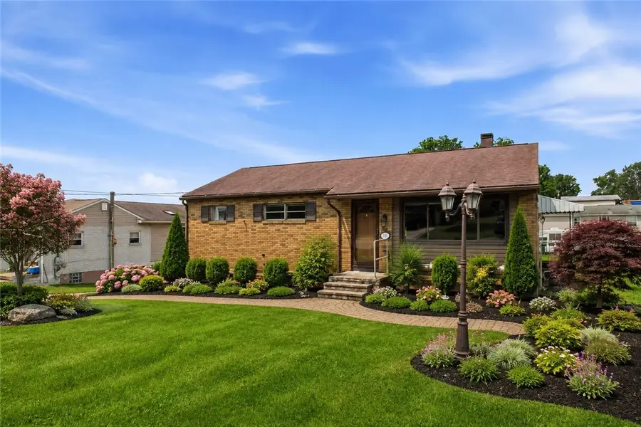 25 Dolly Avenue, Jeannette, PA 15644 - #2