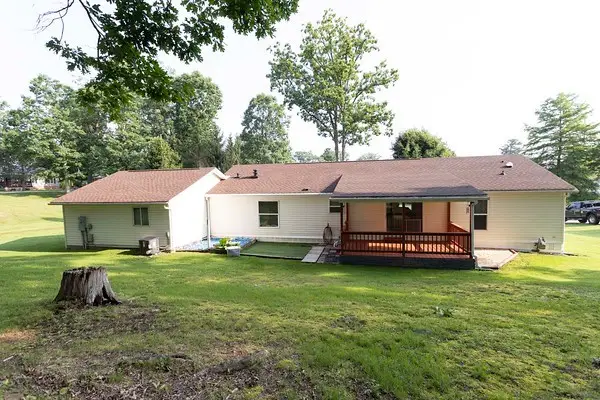 313 South Dr, Somerset, PA 15501 - #3