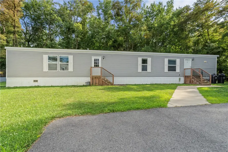 195 Falls Church Road, Imperial, PA 15126 - #3