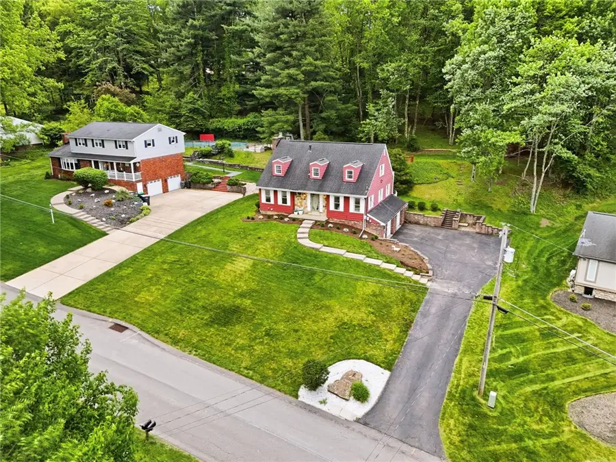 105 Windgate Dr, Wexford, PA 15090 - #2
