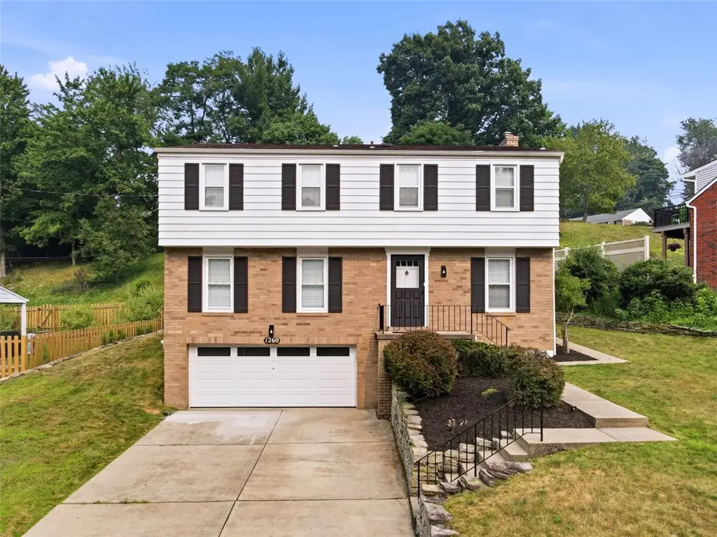 1260 Delfield Dr, Bethel Park, PA 15102 - #1