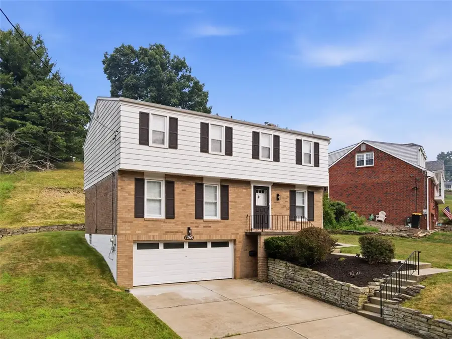 1260 Delfield Dr, Bethel Park, PA 15102 - #3