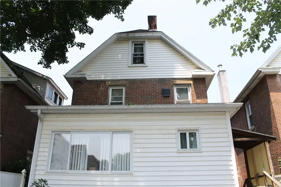 811 Wood St., Butler, PA 16001 - #3