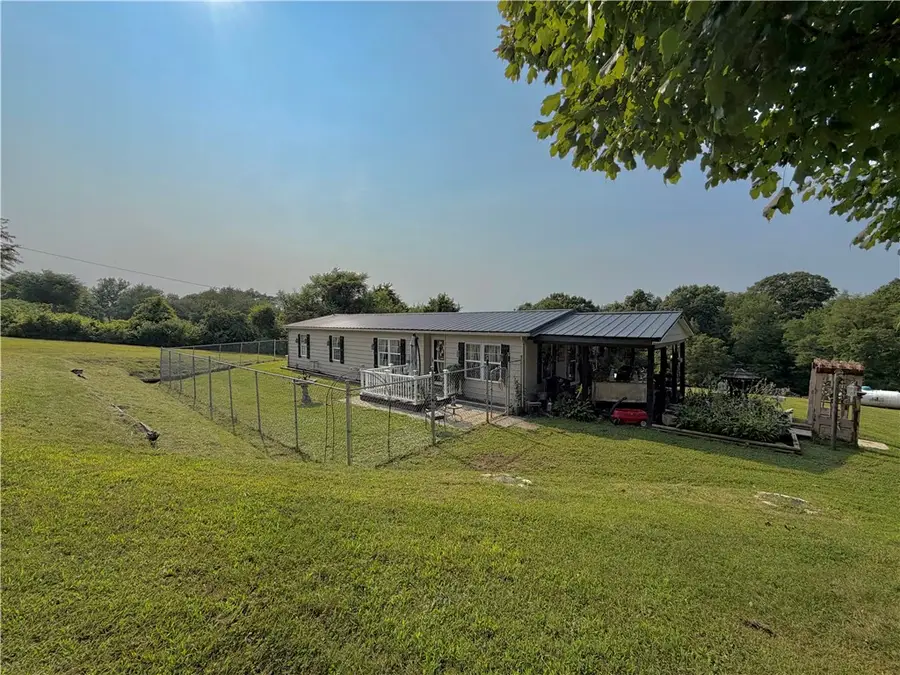 229 Gans Hill School Rd, Smithfield, PA 15478 - #2