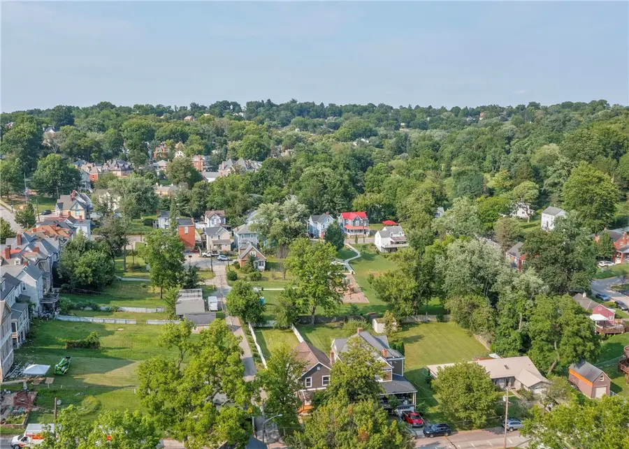 53 Harrison St, Washington, PA 15301 - #3