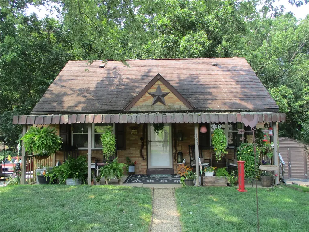 180 Forest Dr, North Huntingdon, PA 15642 - #1