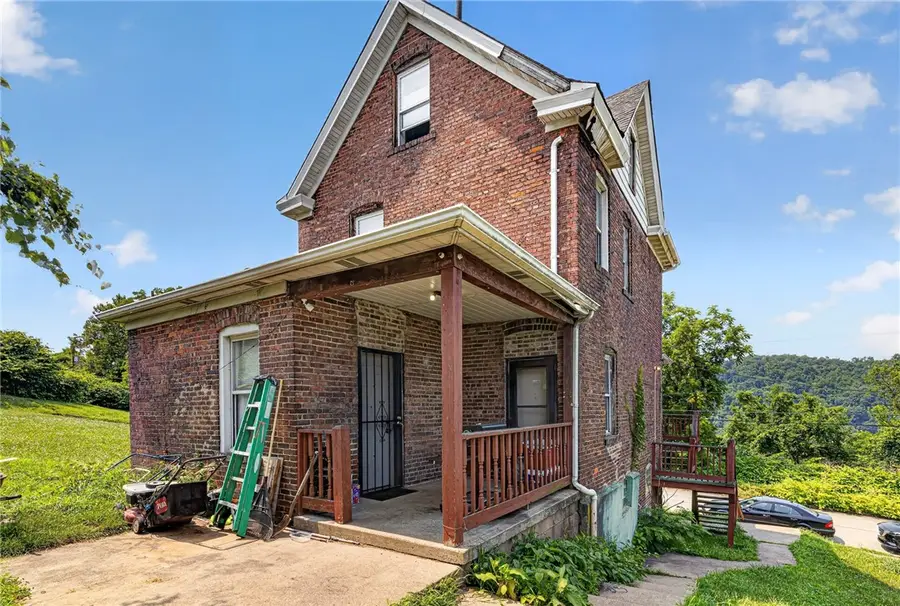 1206 Highland Ave, Monessen, PA 15062 - #2