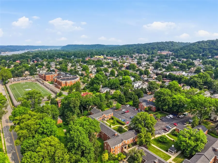 838 Thorn St #39, Sewickley, PA 15143 - #3