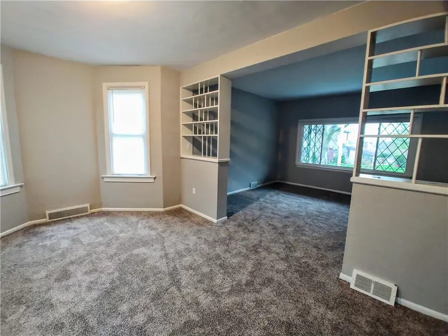 716 Main Street, Coraopolis, PA 15108 - #3