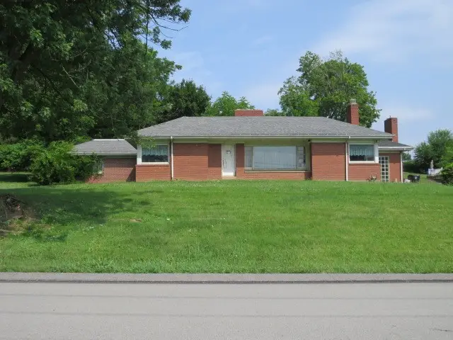 2118 Ridge Rd, McKeesport, PA 15135 - #1