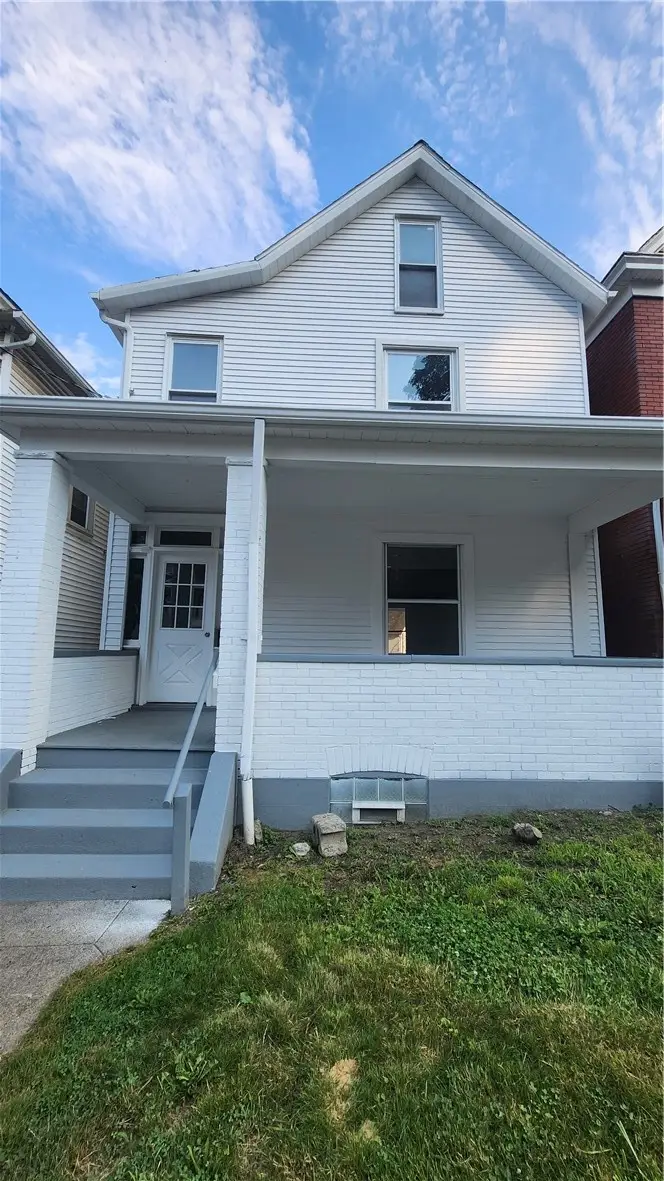 365 Kenney Ave, Pitcairn, PA 15140 - #2