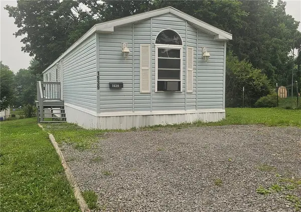 1939 Morris St, New Castle, PA 16102