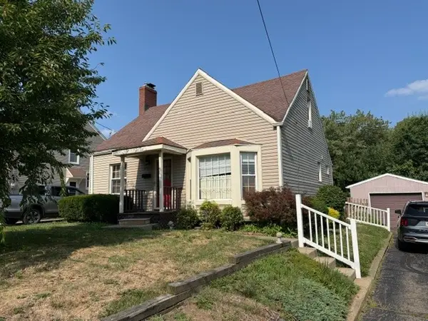 253 Service Ave, Sharon, PA 16146