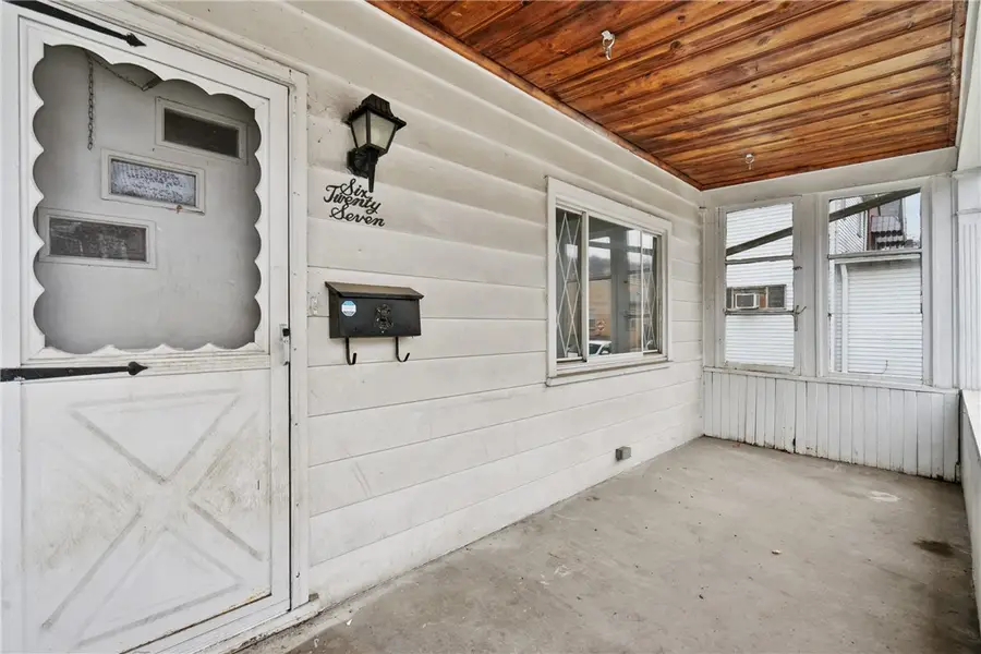 627 Woodward Ave, Stowe, PA 15136 - #3