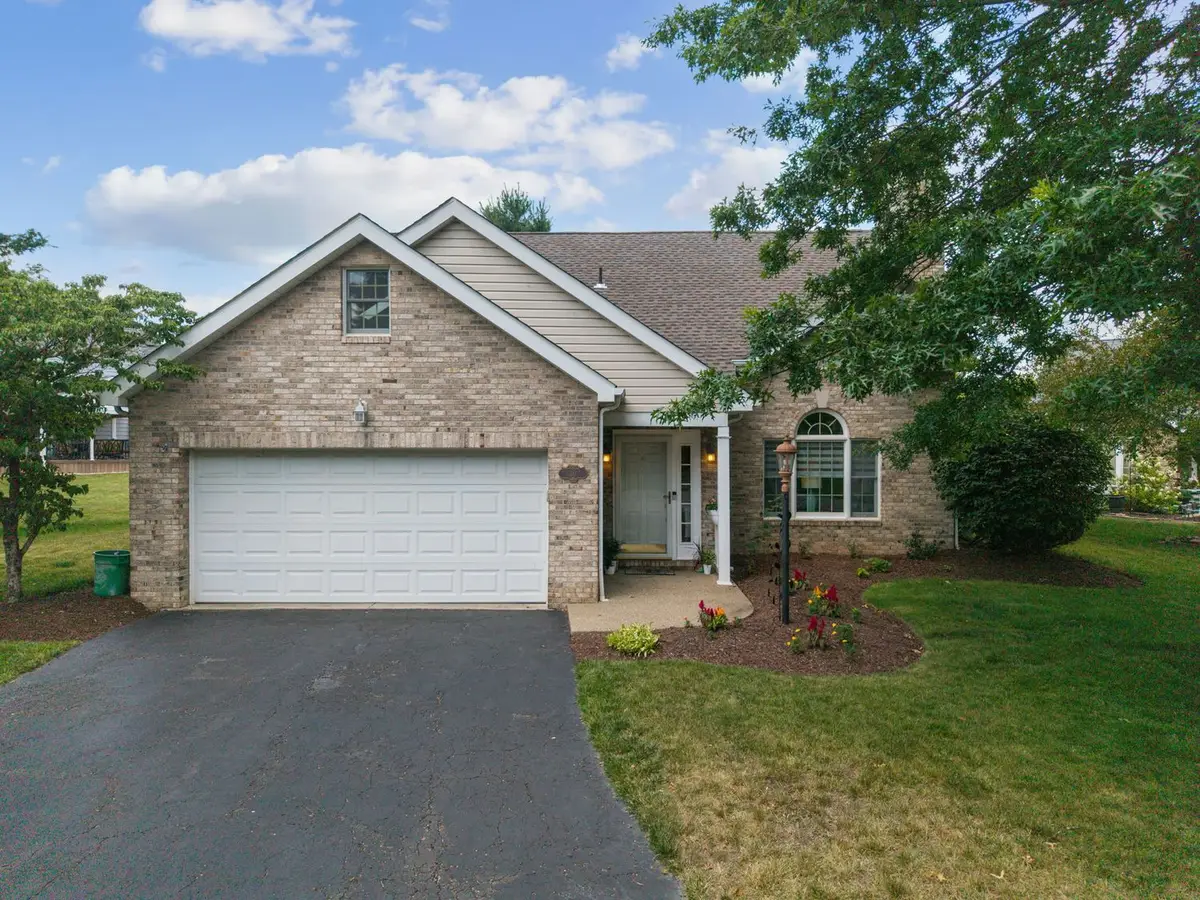 30 Pond Ct South S, Bridgeville, PA 15017 - #1