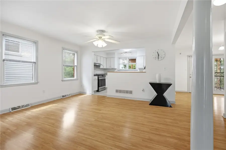 519 Arthur St, Pittsburgh, PA 15219 - #3