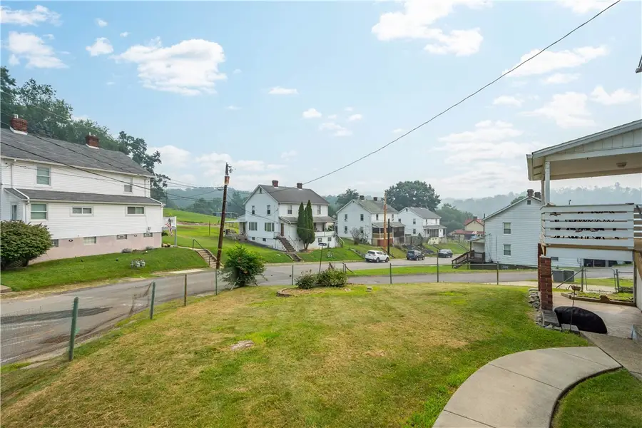 92 Beech St, Muse, PA 15350 - #2