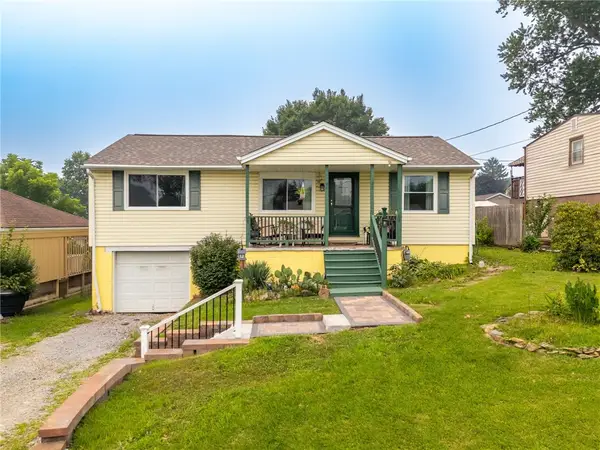 2138 Leo St, Irwin, PA 15642