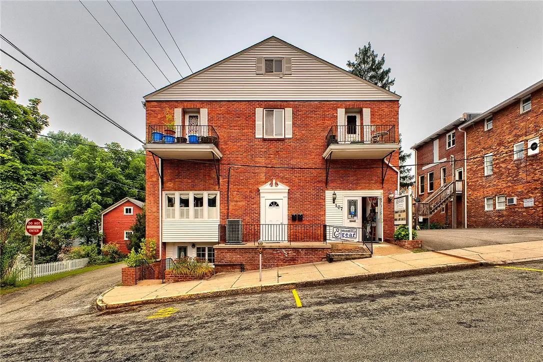 107 S. Clair St, Ligonier, PA 15658 - #1