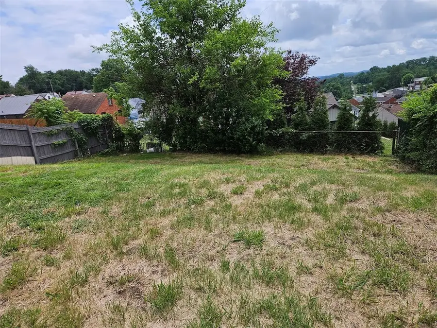 1433 Washington Blvd, Port Vue, PA 15133 - #2