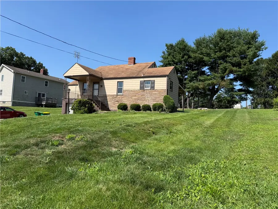 244 E Mcquistion Rd, Butler, PA 16001 - #3