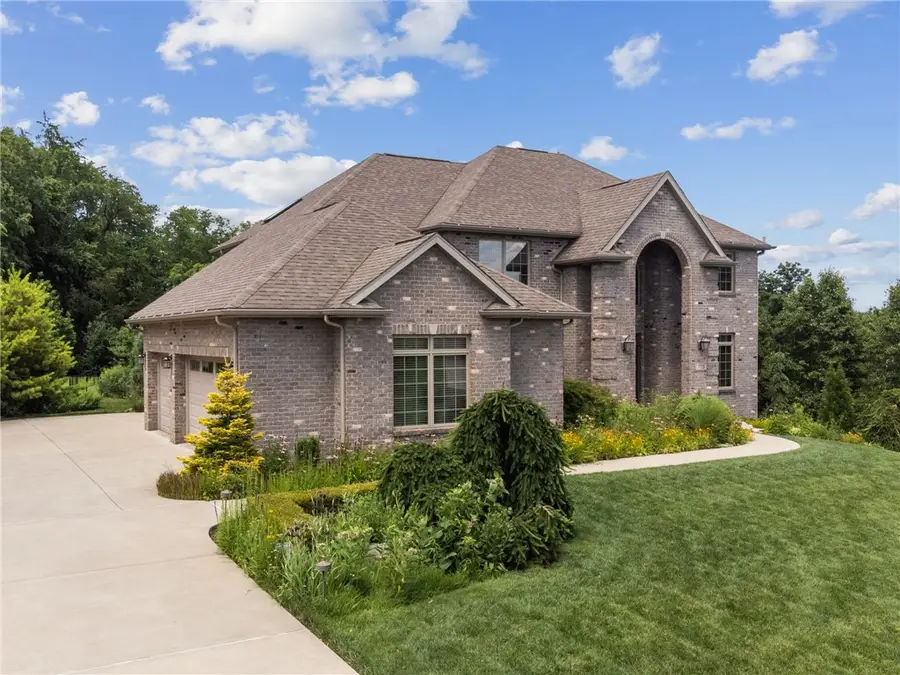 7708 Natalie Ln, North Huntingdon, PA 15642 - #2