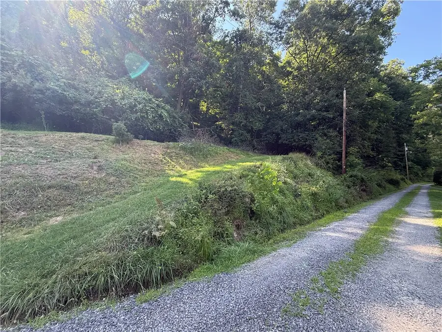 148 Rummel Rd, Ford City, PA 16226 - #2