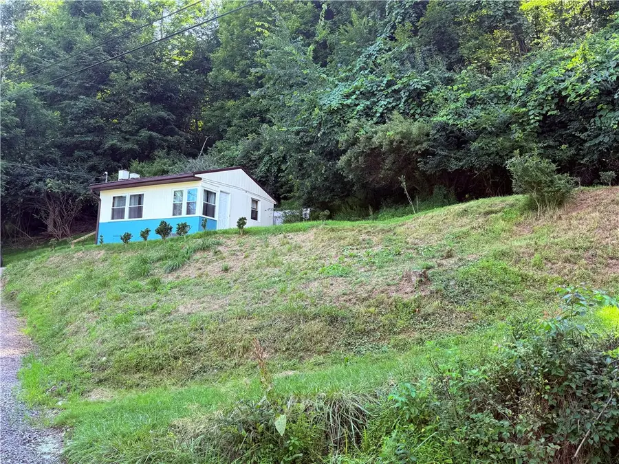 148 Rummel Rd, Ford City, PA 16226 - #3