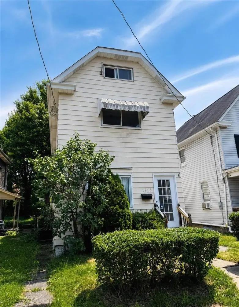 1718 Constitution Blvd, New Kensington, PA 15068 - #1