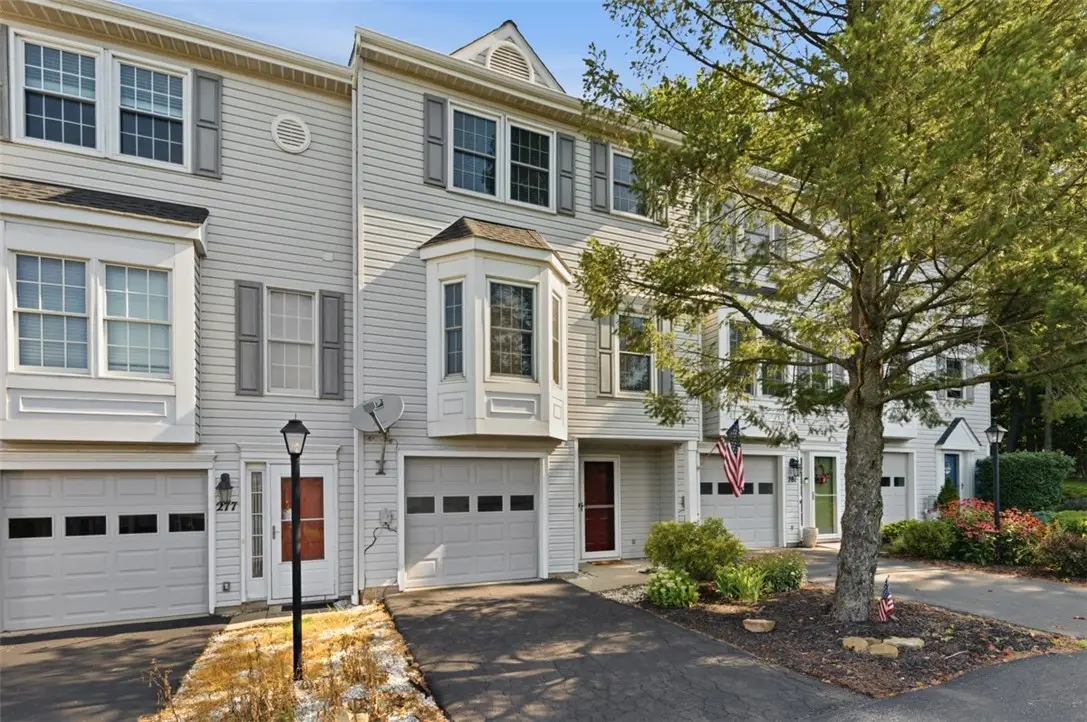 279 Cordial Dr, Bridgeville, PA 15017 - #1