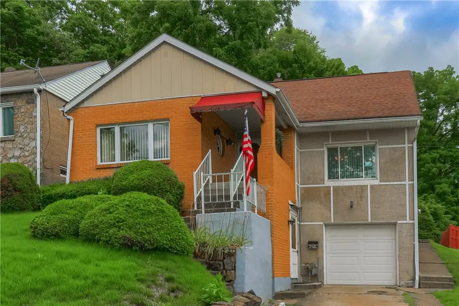 108 Hazen Ave, Ellwood City, PA 16117 - #3