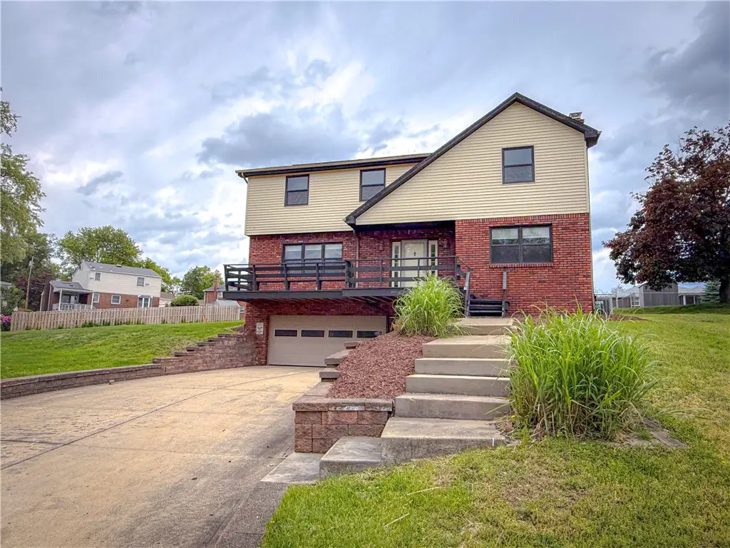 2500 Red Oak Dr, Pittsburgh, PA 15220 - #1